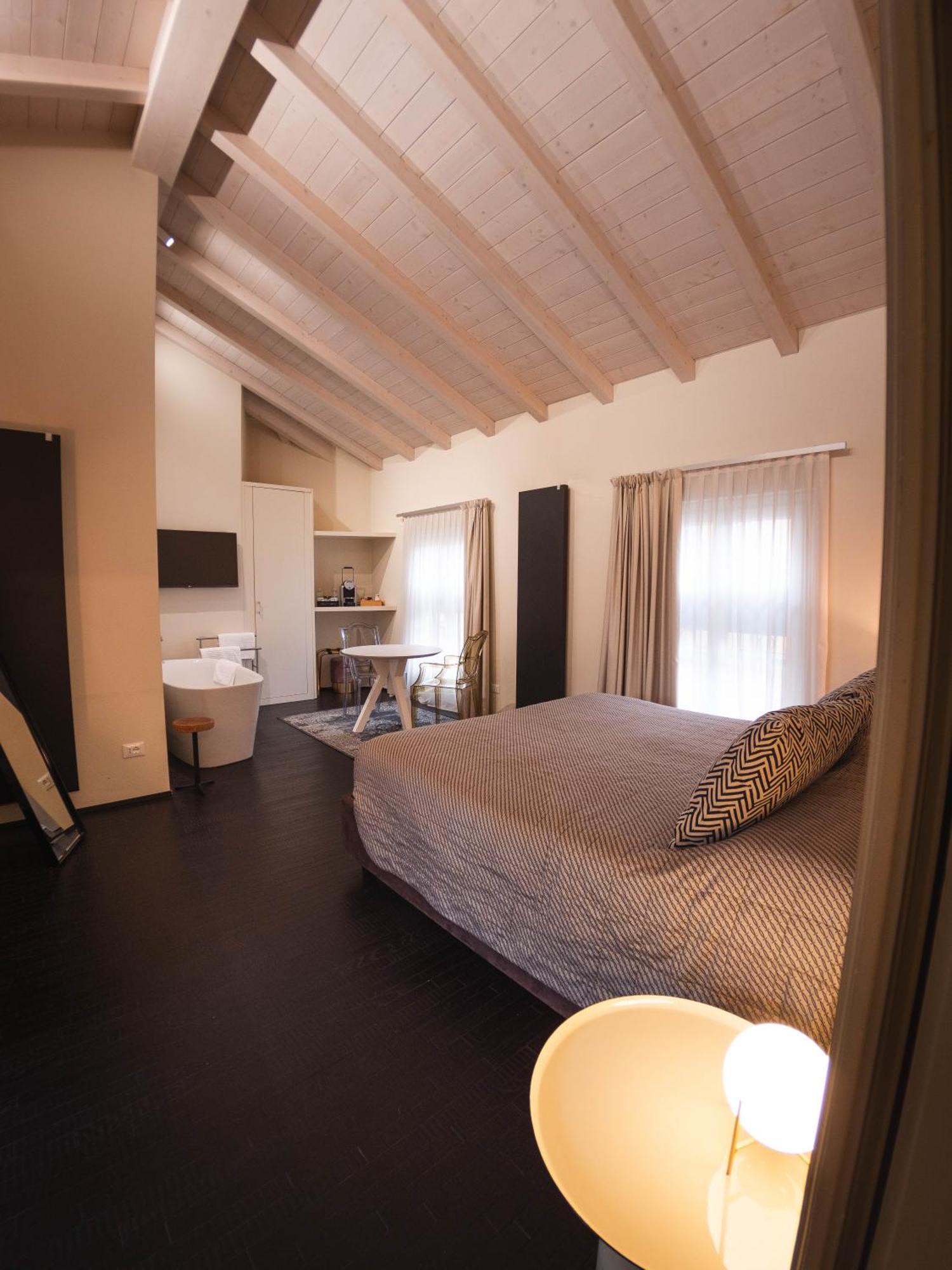 Bed and Breakfast Palazzo Gozzi Bed & Beauty Parma Exterior foto